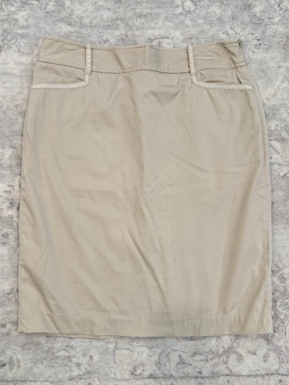 White House Black Market Beige Cotton Pencil Skirt - Size 6 (Lined)